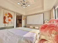 On Cloud Homestay (Wanda Plaza Branch) - balcony