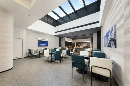 Guangzhou Taikoo Hui Zhengjia Plaza Light Residence Hotel Отели рядом с достопримечательностью «Guangzhou Public Security Administrative Cadres College»