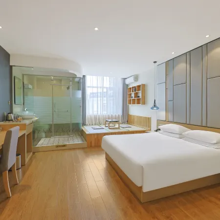 Elysees Hotel