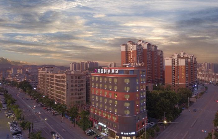 Fashion Hotel (Deqing Cultural Square Branch)