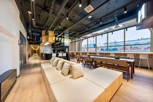 暮冬青年旅舍(哈爾濱中央大街索菲亞教堂店)