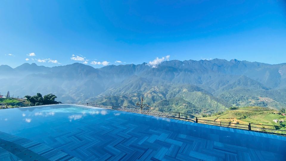 Fansipan View Hotel