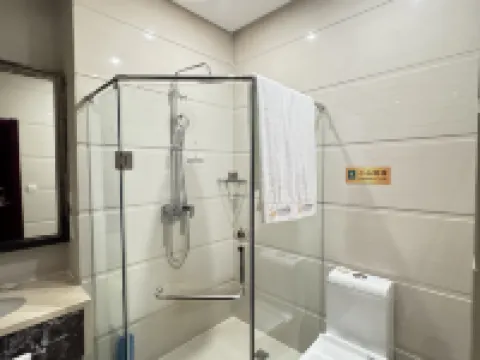 Jinshawan International Hotel Hotels in Weishi