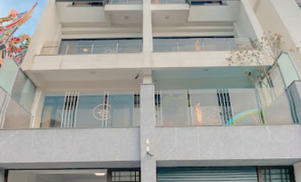 Walnut BnB  (Whole House Rental Available)