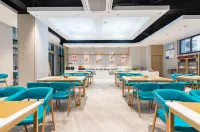 Run Hotel (Yancheng Baolong Square Luming Road) - 3 tähden