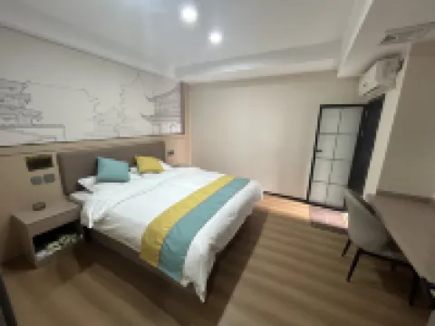 Huaibin Jinhe Business Hotel