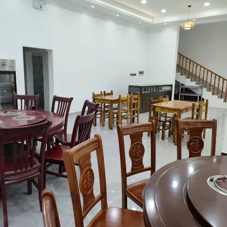 Zhangjiajie Muzhu Inn