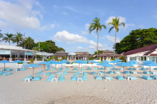 艾爾斯度假村 鄰近查汶大街的酒店