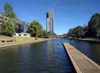 APX Parramatta - vue sur la montagne