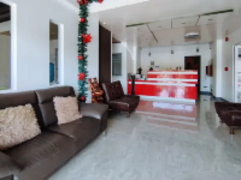 RedDoorz @ LQJ Hotel Old Buswang Kalibo Hotels in Kalibo