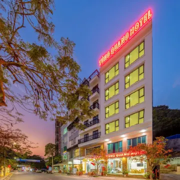 Tung Quang Hotel Отели в г. Cát Hải