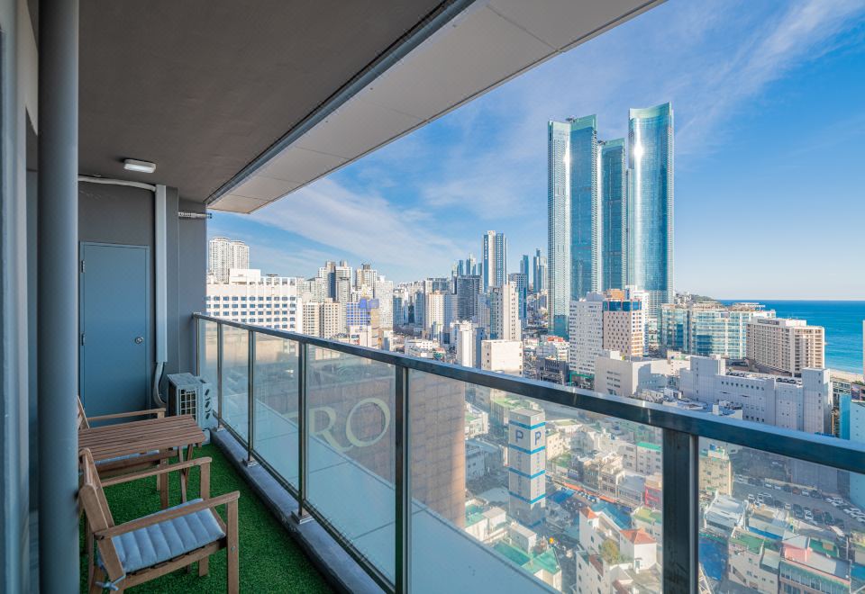 더 솔리드 레지던스 내부 1