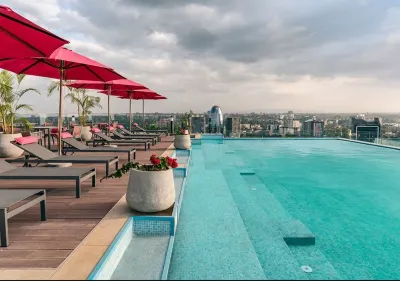 Lovely 2-bedroom Serviced Apart-Hotel with Pool, Wi-Fi in Westlands, Nairobi