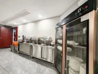 Home Field E-Sports Hotel (Luzhou High-Speed Railway Station)