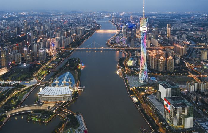 Echarm Plus Hotel (Guangzhou Beijing Road Pedestrian Street Dafogu Temple)