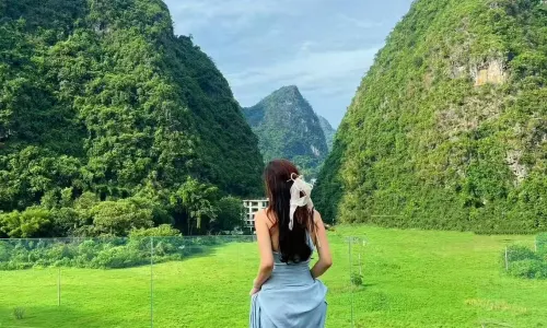 Miao Zai Shan Ye resort hotel (Yangshuo Yulong River Qian Gu Qing Branch)