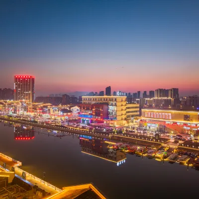 Manxin Mansion Lianyungang Wanda Plaza Hotels near Huaguoshan RV Camping Site