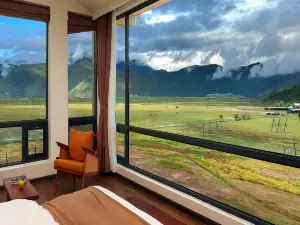 Shangri-La Moye Xingyu Designer Oxygen Manor