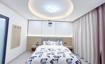 Chuxiong Senyue Smart Hotel