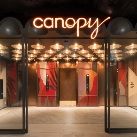 Canopy by Hilton Osaka Umeda Отели рядом с достопримечательностью «Конгресс-центр Knowledge Capital»