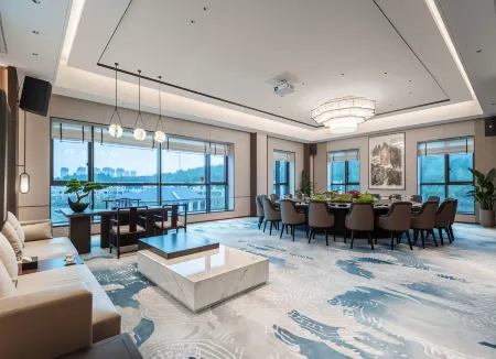 SMILE NATURAL Отели в г. Дэань