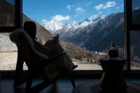 Yueshan Four Seasons Homestay