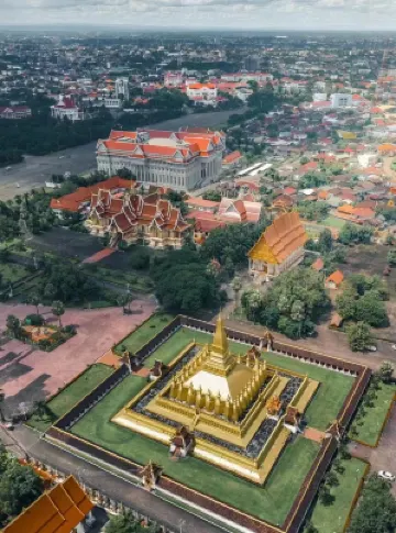 五洲飯店原五洲假日飯店（提前預約免費接送高鐵站，泳池） 萬象站附近的飯店