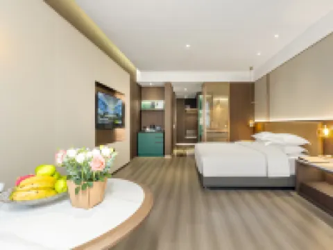 Yuehua Jinpu International Hotel (Pubei Aoyuan Plaza) Hotels in Pubei