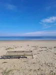 Cozy apartment - 100m beach, AC, workstation, balcony, backyard, yoga mat Hotels in Babite parish