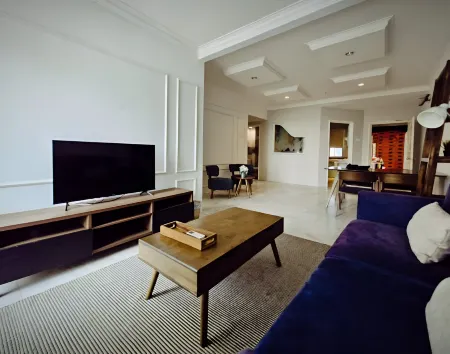 Century Bay Private Residences Отели рядом с достопримечательностью «Homestay Penang Palm Court»