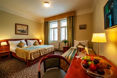 Hotel U Divadla - Czech Leading Hotels Hotel in zona Praga 12