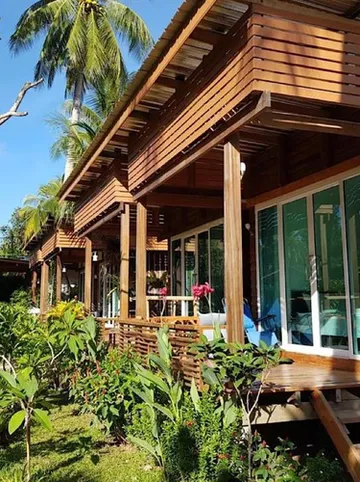 รูปภาพของมุกมนต์ตรารีสอร์ตซีฟร้อนท์