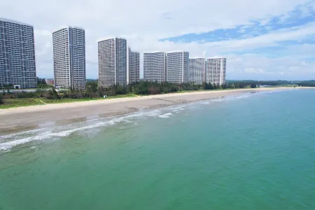 Qifan Star Sea View Apartment (Dinglongwan Ocean Kingdom Branch) Отели в г. Учуань