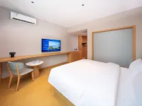 Longmeida Hotel (Longyan Railway Station Minxi Trading City Branch)
