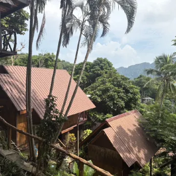 Phi Phi Ingphu Viewpoint Hotel
