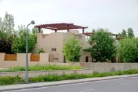 Bernard Hotel (Karamay World Devil City Branch)