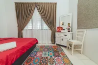 Batu Pahat Sri Jaya Villa 4BR 18pax