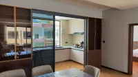 Delingha Chushan Yunjv Homestay (Olympic Plaza) - balcony