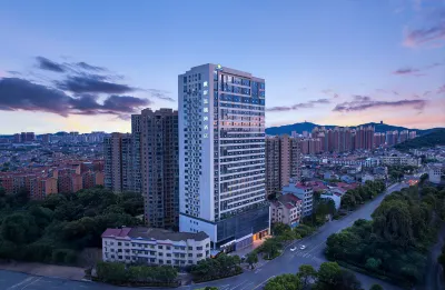 Days lnn by Wyndham Zhuzhou Liling Hôtels à proximité de : Hunan Vocational College of Science and Technology Liling Ceramic Institute