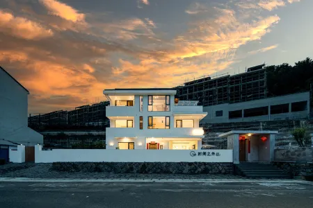 outside of time homestay  Yunhe County, Lishui（Yunhe Terrace Scenic Spot store） Отели рядом с достопримечательностью «Fenghuangshan Forest Park»