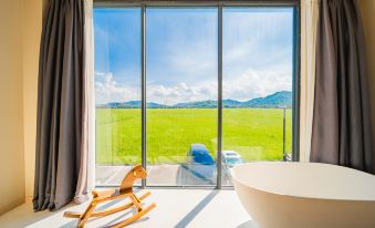 He She Guesthouse