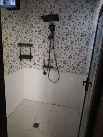 Kuerdening CloudEdge Stay · Qiyue Homestay (Cloudside Retreat at Kuerdening) Отели рядом с достопримечательностью «Kurding Tourism and Cultural Museum»