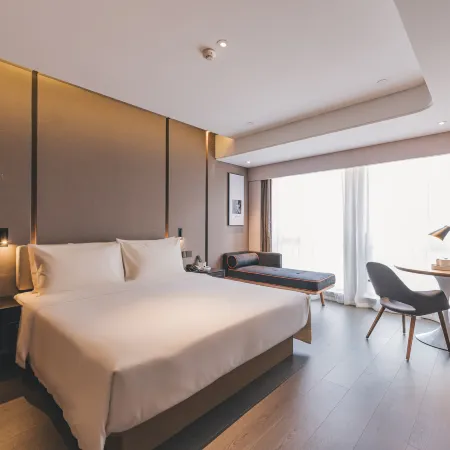 Shanghai Xujiahui Stadium Treasure Hotel Отели рядом с достопримечательностью «Станция метро Xujiahui»
