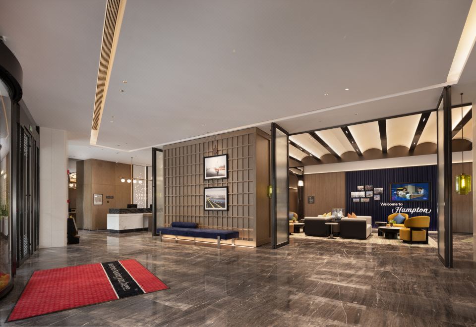 3. 햄튼 바이 힐튼..