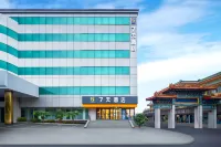 7 Days Hotel (Penglaige Street Dengzhou Road Market Branch, Penglai)‌ Hotels in Penglai Bus Station/Old City Area