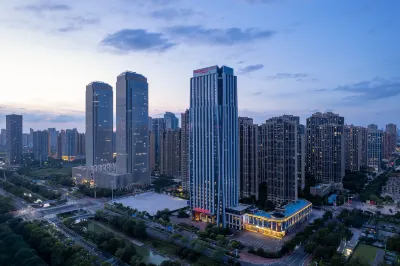 Ramada Plaza by Wyndham Wuhan Hanyang Hotels near Wuhan University of Science and Technology Department of Physical Education (Maojiawan)