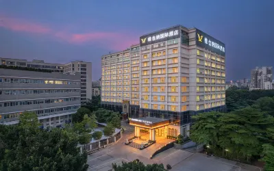 Vienna International Hotel (Guangzhou baiyun meeting center) Các khách sạn ở Khu thắng cảnh núi Baiyun