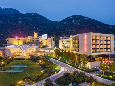 Ramada Plaza by Wyndham Taian