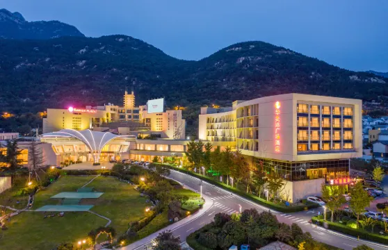 泰安綠髮東尊華美達廣場酒店