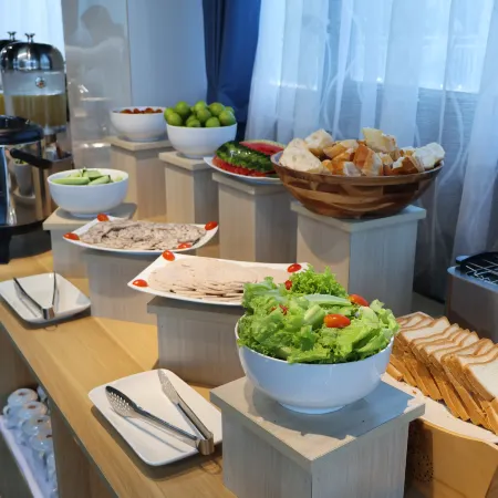 Celine Express - Q Dalat Hotel